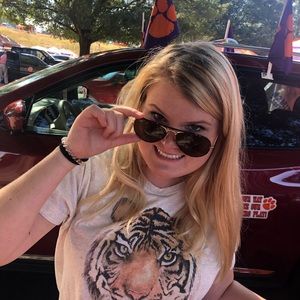 Meet your Posher, Audrey